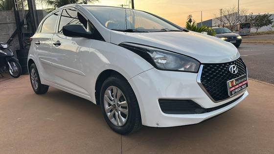 HYUNDAI HB20 1.0 UNIQUE 12V FLEX 4P MANUAL